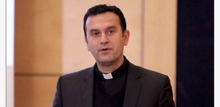 “Mos ta kthejmë Shqipërinë larg o Zot në një morg”, Dom Gjergj Meta apel për kujdes nga Covid-19