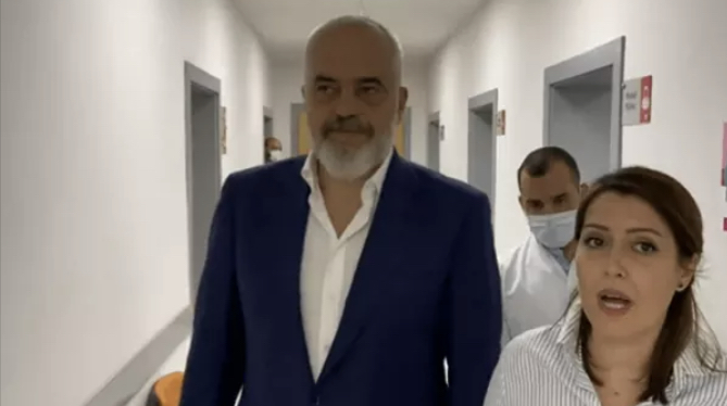 Skandali/ Zbulohet mashtrimi i Ogerta Manastirliut me videon e të sëmurëve më COVID-19!