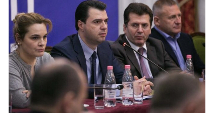 Basha bën të ditur vendimin e opozitës së bashkuar: Mbështesim hapjen 100% të listave
