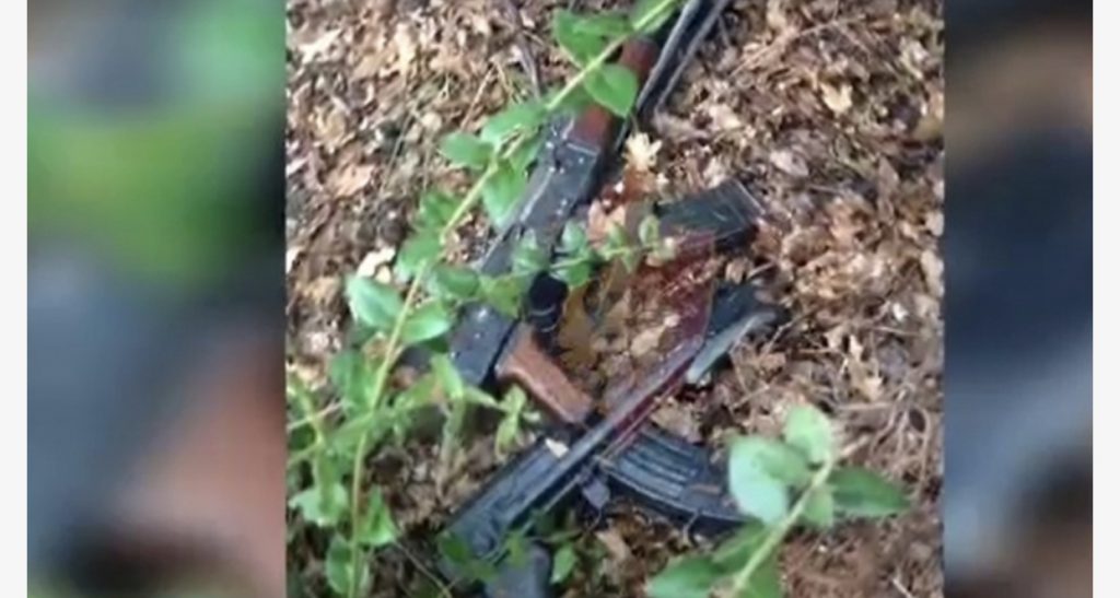 Qëllonin me armë zjarri për ‘qejf’, arrestohen 5 persona në Berat: Si hodhën kallashnikovët dhe iu arratisën policisë natën në pyll