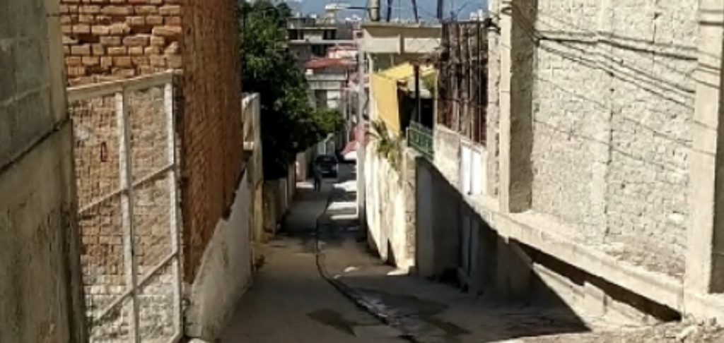 91-vjeçari në Vlorë, u qëllua 4 herë me thikë