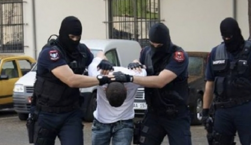 24 vjeçari që kreu marrëdhënie seksuale me dhunë me të dashurën e tij