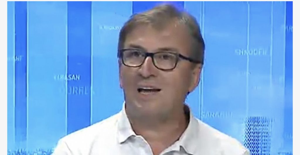 Brataj jep shifrat: Ja sa është numri i të prekurve me Covid që trajtohen në shtëpi, problemet me frymëmarrjen simptomë e fortë
