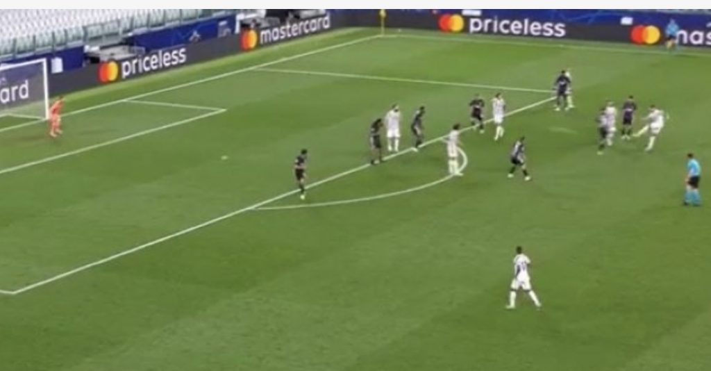 Ronaldo shënon nga jashtë zone (VIDEO)