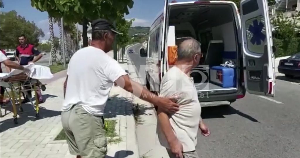 Përleshen për dominotë, dy të moshuar bëhen për spital
