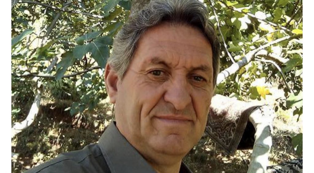“Covid-19 shuan mësues Gjonin”, gazetari nxjerr foton, dedikim prekës për 55-vjeçarin