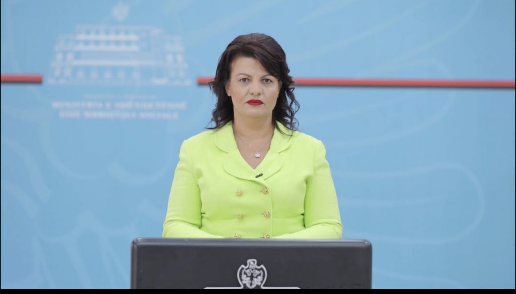 Sa është numri i të intubuarve dhe në kujdes intensiv