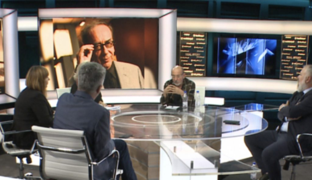 Lubonja i përgjigjet shkrimtares: Librat e Kadaresë, lexoheshin nga Enver Hoxha përpara botimit