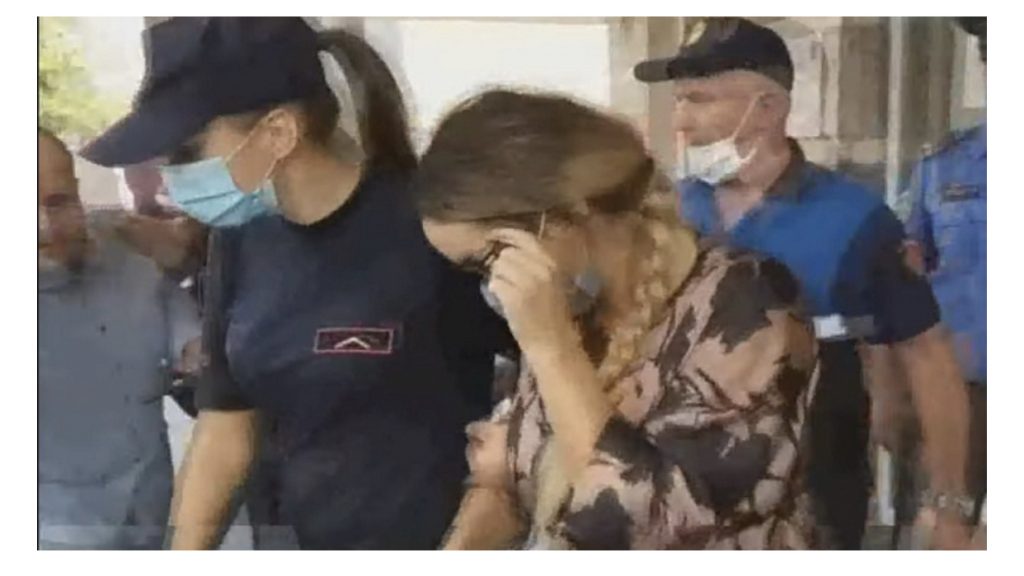 ‘Shtatzënia’  dhe pistoletat e Fjolla Morinës