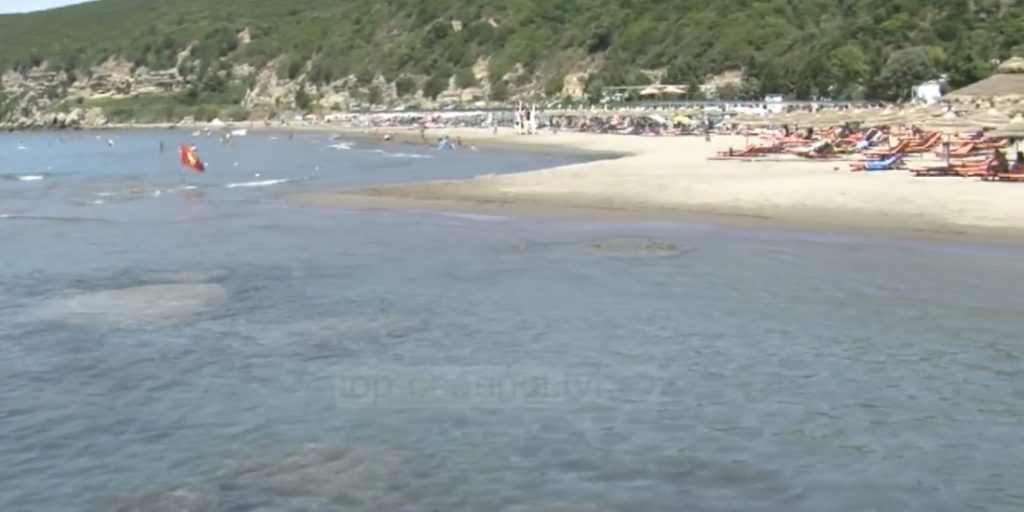 E rëndë, mbytet një 41-vjeçar që po lahej në plazhin e Gjeneralit