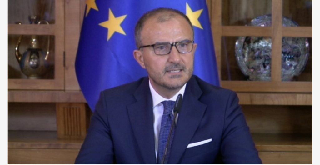 Paketa antishpifje, Soreca qeverisë: Reflektoni rekomandimet e Venecias!