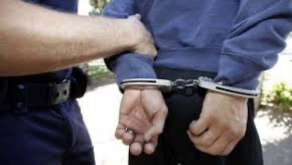 Ngacmimi seksual në Berat, flet 16 vjeçari: Për muaj me radhë komshiu më prekte në zonat intime. Kisha frikë të denoncoja, mora një gur e qëllova dhe…