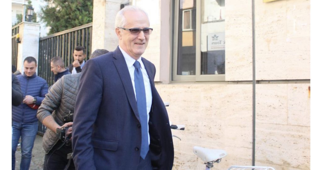 Kërkesa e Ardian Dvoranit për t’u rikthyer në KED. Çfarë vendosën anëtarët në mbledhjen e sotme