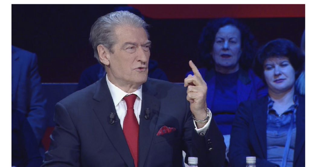 Berisha zbulon çfarë i tha militanti pas ekzekutimit të liderit të Lëvizjes së Dhjetorit