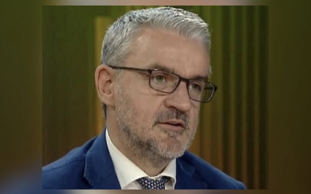 Gjykatë? Po ç’e deshe ?!