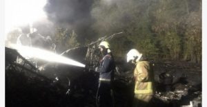 Avioni në Ukrainë përplaset gjatë stërvitjes, 25 të vdekur
