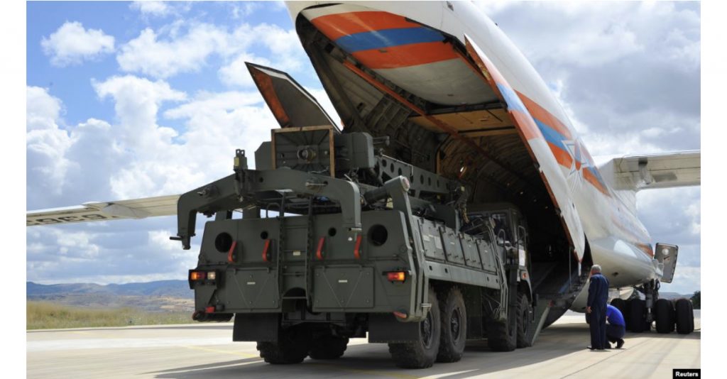Turqia, provon  sistemin e raketave të prodhuar nga Rusia