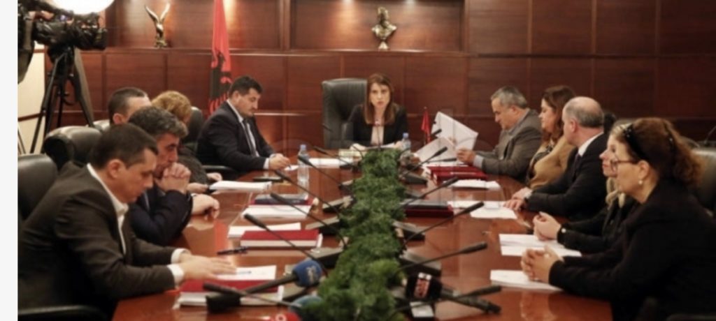 Vakancat Kushtetuese, KED ndalon kandidimin për 4 aplikantë