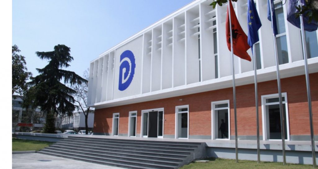 Vlorë,  mbyllet  procesi për votimin e 19 kandidatëve për deputetë të Partisë Demokratike.
