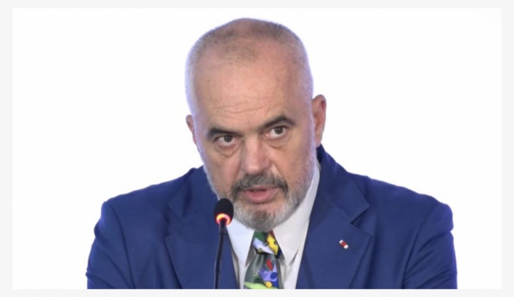 Rama sherr  live me gazetaren: Sot ju tregoj pse bërtet Luli, e dua shumë, por njëherë në muaj i do nja dy shpulla sepse…