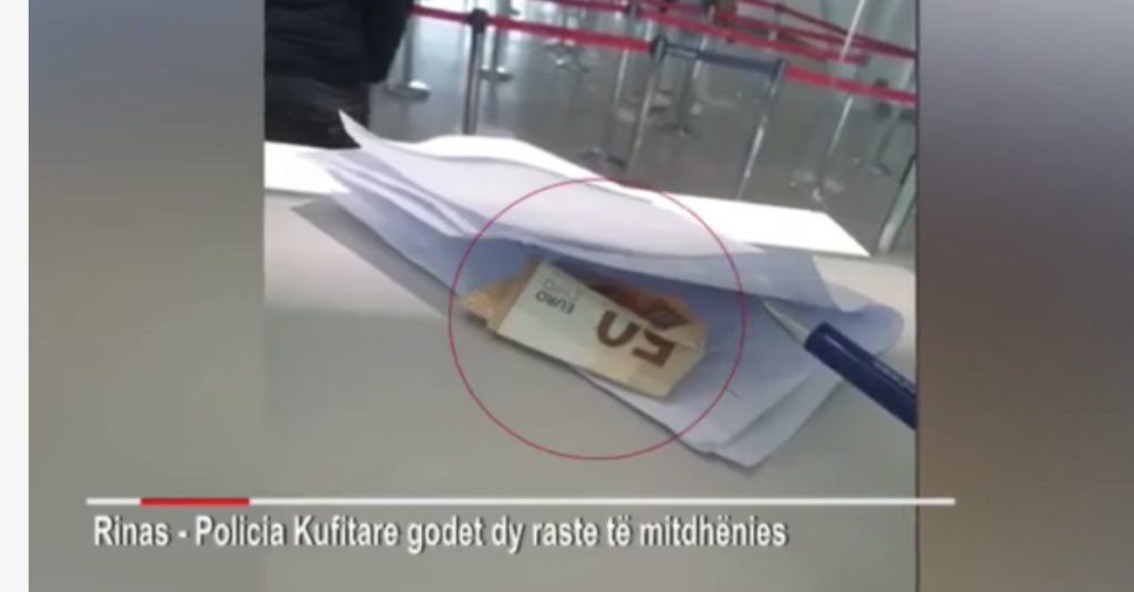 Tentuan të korruptonin punonjësit e Policisë Kufitare, arrestohen dy persona në Rinas
