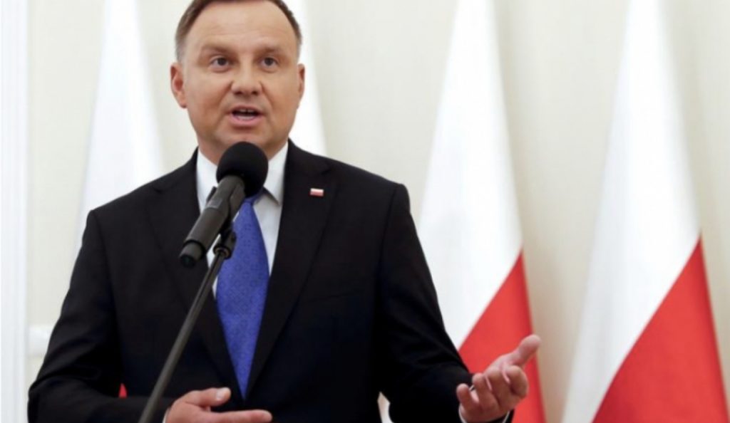 Preket nga COVID-19 presidenti i Polonisë
