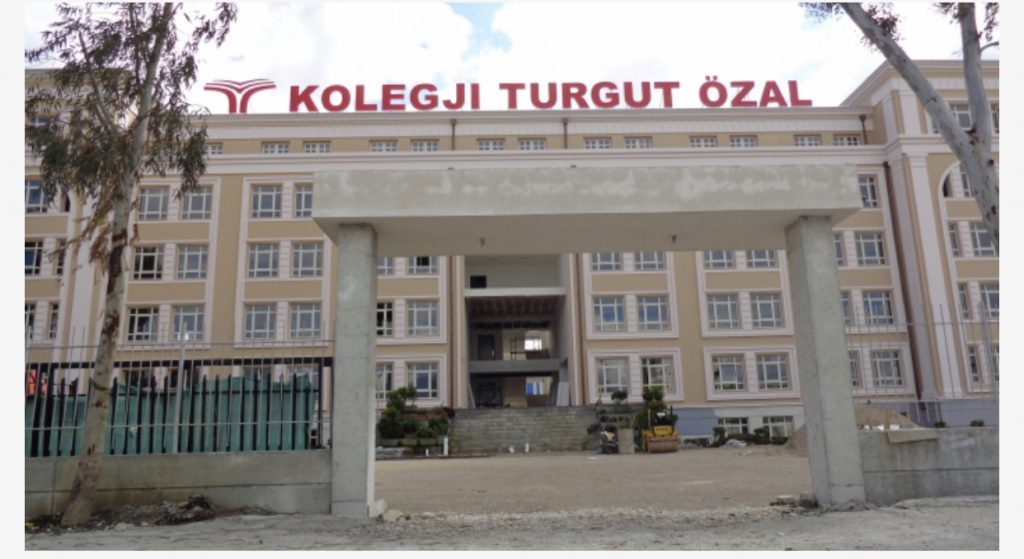 Prokuroria e Tiranës sekuestron bilancet e shkollës “Turgut Ozal” në Tiranë