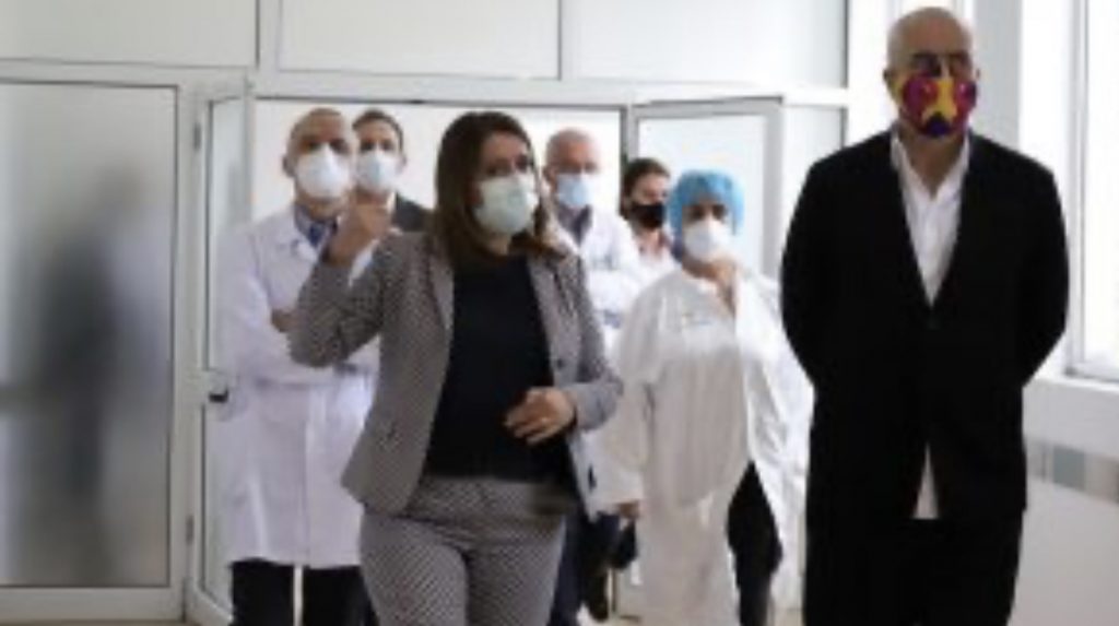 Virusi jashtë kontrollit/ 10 mijë të infektuar aktivë