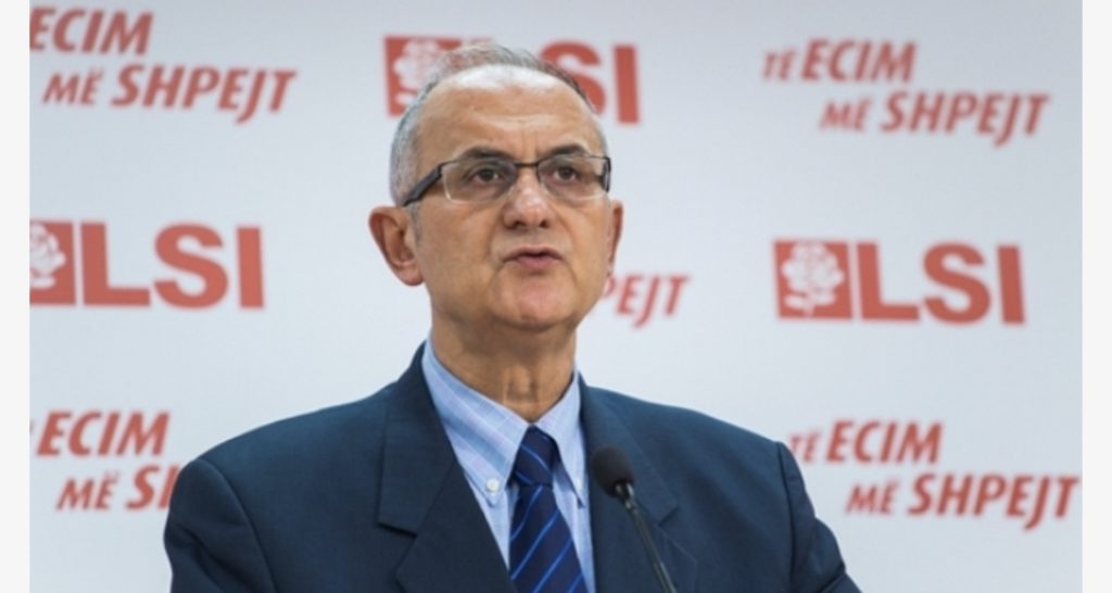 Vasili reagon ashpër pë Ramën: Më parë tregonte arkivolet në Bergamo sot flet si grua rruge