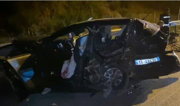 Aksident i fortë në autostradën Tiranë-Elbasan