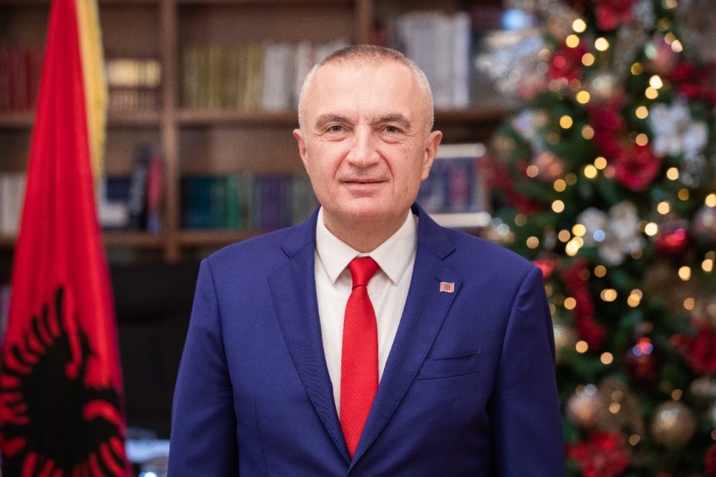 Meta uron Krishtlindjen: Kujdes me masat kundër COVID