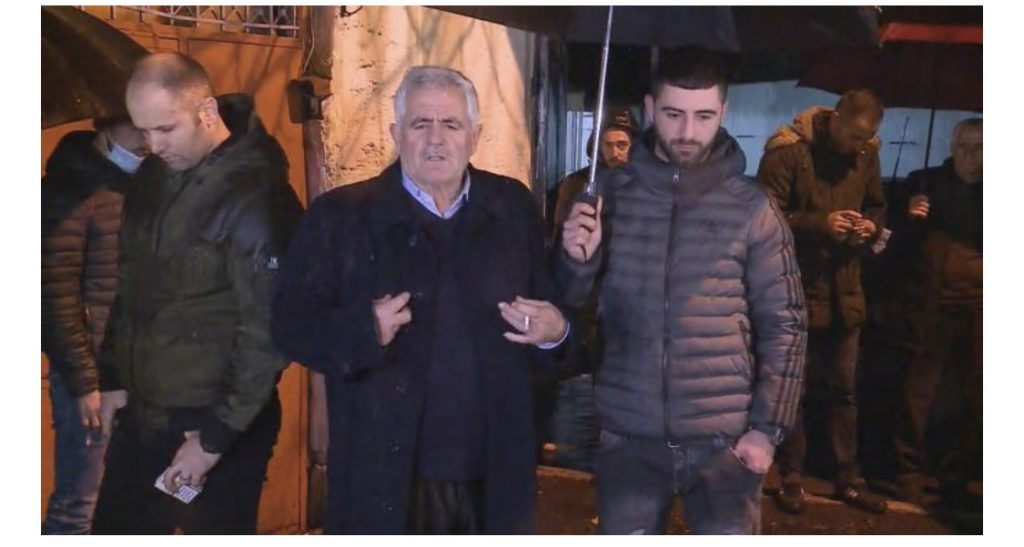 Babai i viktimës mesazh protestuesve :Paçi vetëm ditë të lumtura, jo siç i pata unë të zeza