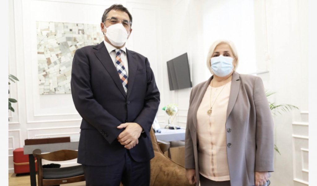 Merr detyrën e ministres së Bujqësisë, deklarata e  parë Milva Ekonomit