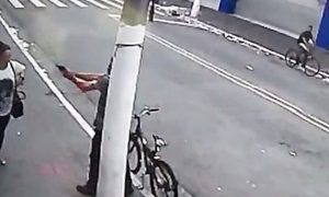 Brazil/ 34 vjeçarja vritet me armë në mes të rrugës
