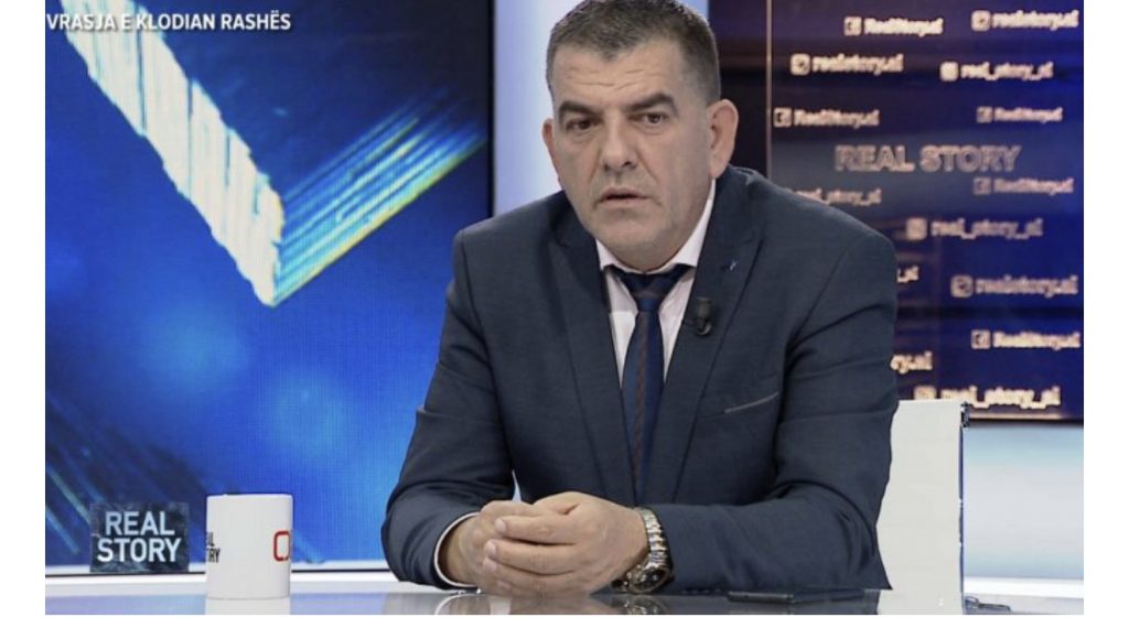 Avokati Visha: E rëndë  futja e frymës  ushtarake në polici