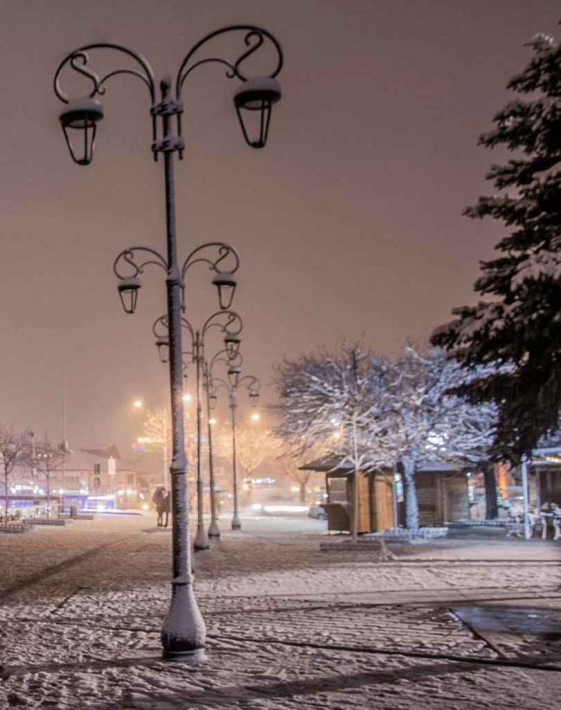 Reshjet e dëborës në vend,  ja gjendja e akseve kombëtare