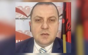Si  ta rikthejmë Republikën e vjedhur mbrapsh