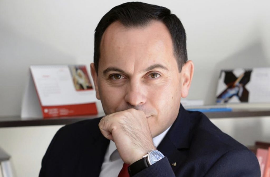 Banka e Shqiperisë ha pershesh bashkë me hajdutët!