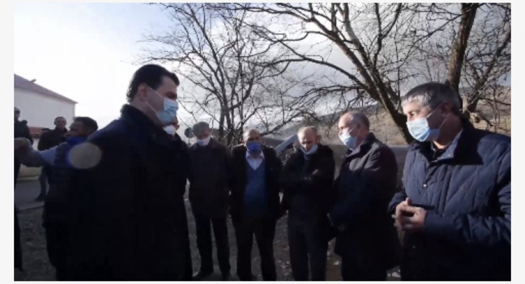 Basha takim me fermerët në Kukës: Ju garantoj që do të jem në krahun tuaj, jo me fjalë por me subvencione