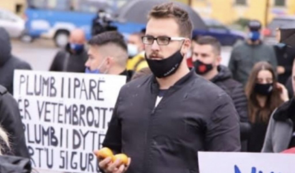 Aktivisti i PD nuk ndalet: Do kallëzoj policinë se më privoi nga liria për 72 orë