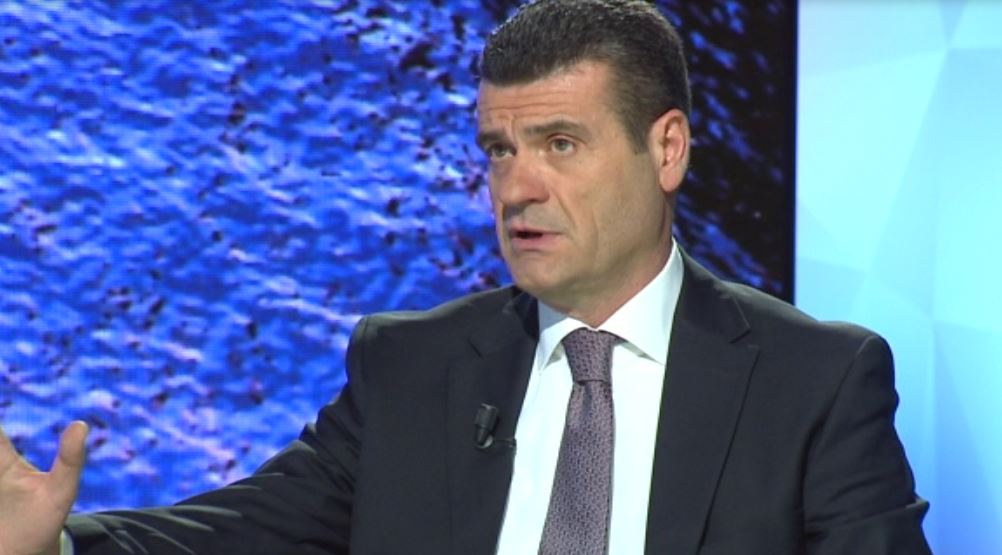 Astrit Patozi: Kushtetuesja në Shqipëri një njollë turpi