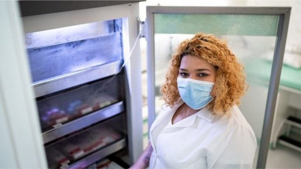 Britani e Madhe/ Qindra doza të Pfizer nuk janë më të përdorshme nga defekti në frigorifer