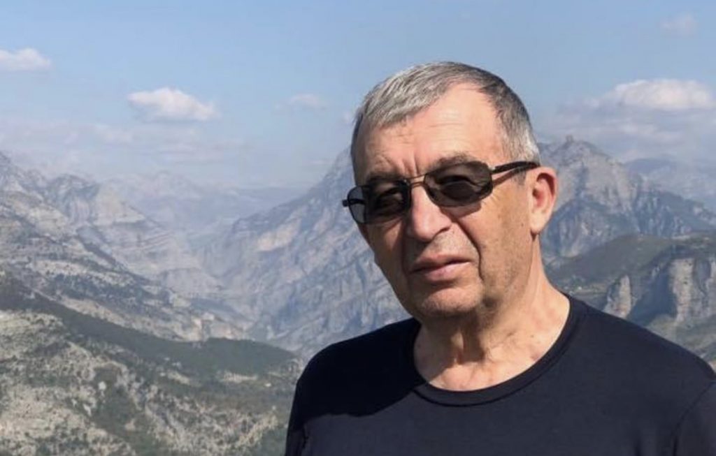 Visaret e Kadaresë apo “kalcunjat e Ismailit”?