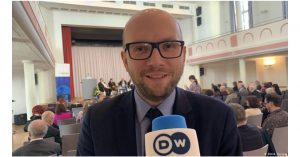 Deputeti gjerman: Thirrje BE-së që t’ju japë një zgjidhje  dhe prespektivë Shqipërisë dhe Maqedonisë së Veriut