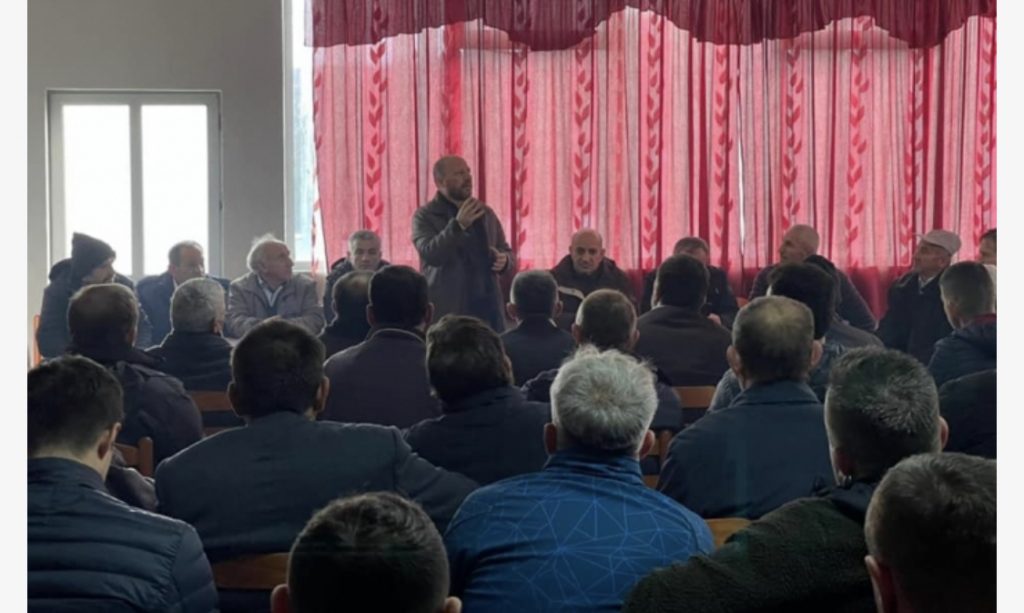 Denoncon Xhelal Mziu: Bandat e rilindjes i gjobitën pronarët me nga 10 milion lekë