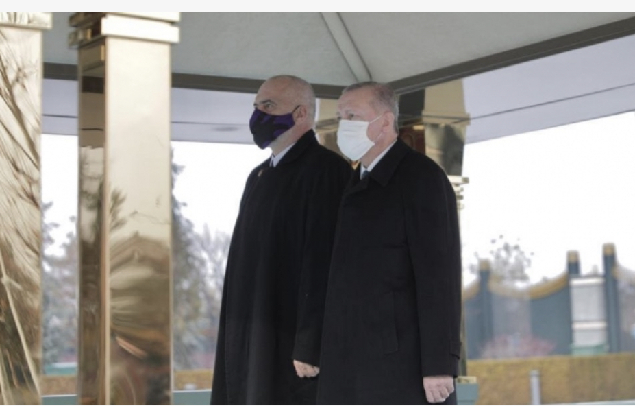 Dash Shehi: Rama është i vogël për të zgjidhur konflikte të mëdha