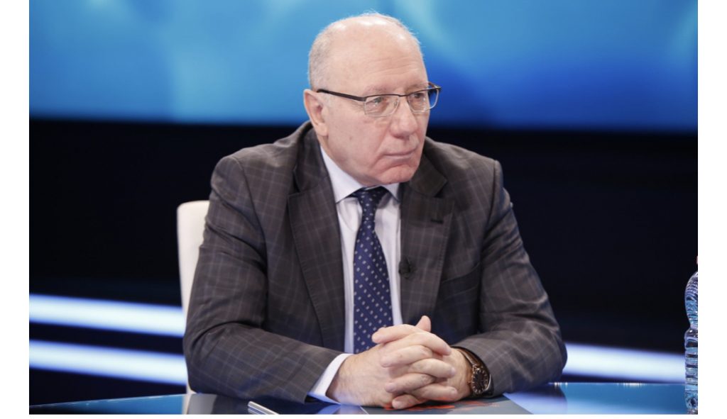 Mjeku  Sulçebe : Ajo që quhet imunizimi i tufës, mund të arrihet me 4 milionë doza