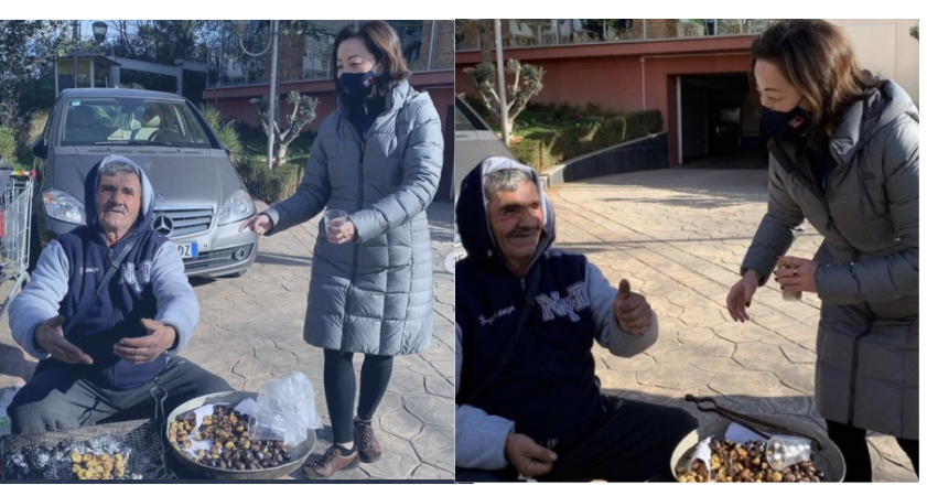 FOTO/Yuri Kim blen gështenja të pjekura me  ambasadoren suedeze
