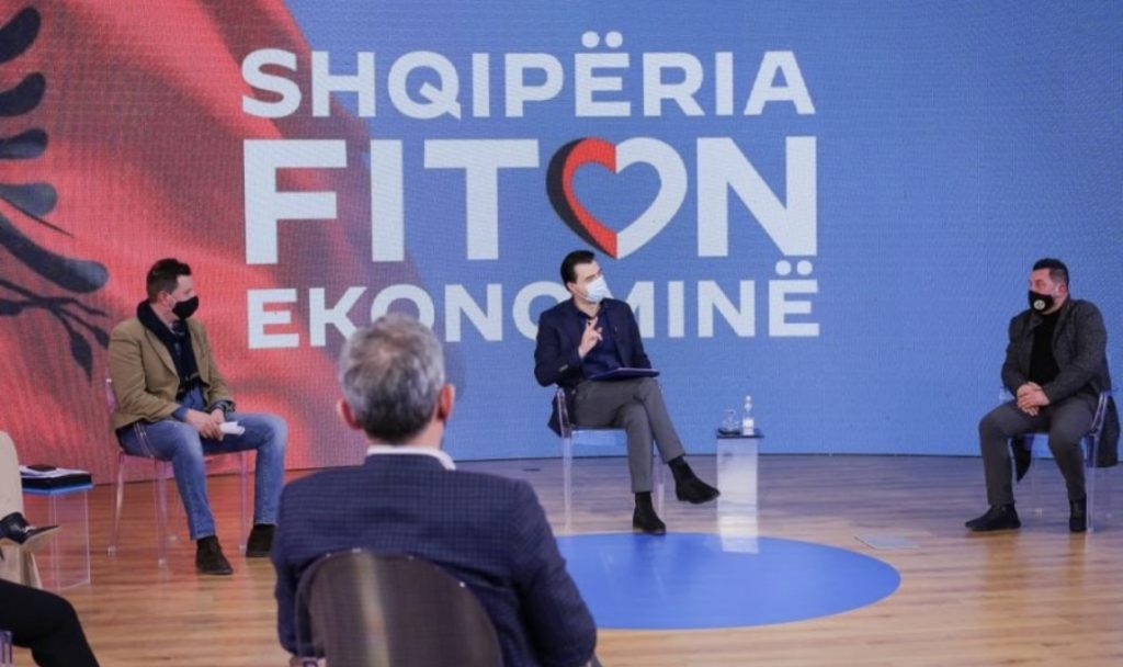 Taksat, nafta, energjia…Basha e sqaron në detaje biznesin fason për Planin e PD, ‘Shqipëria fiton’