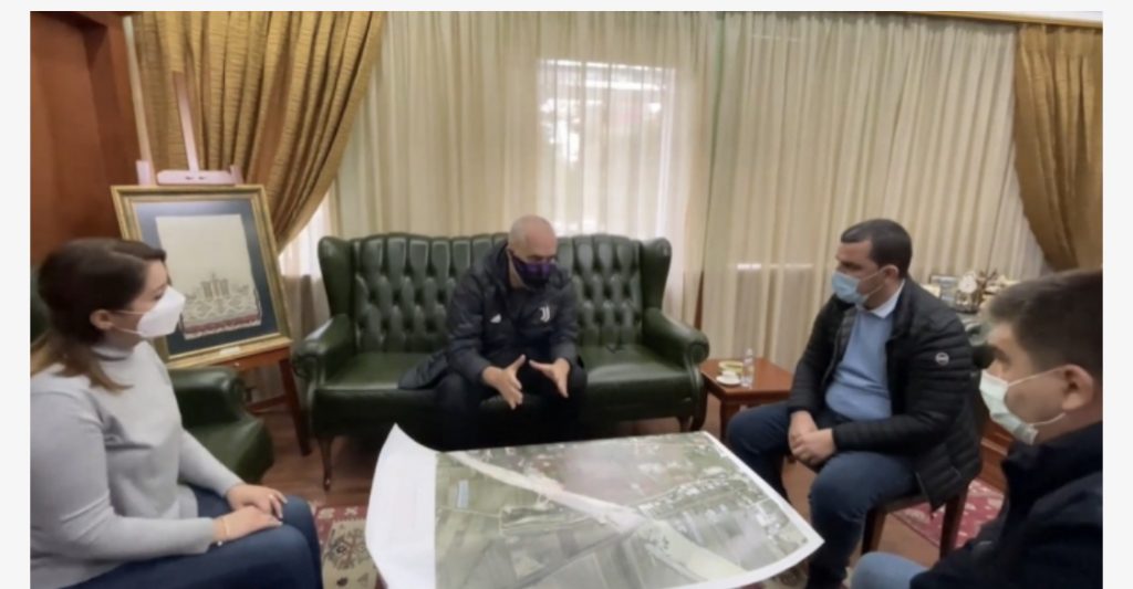 Rama me  Armando Subashin: Të gjendet urgjentisht vend për Spitalin, të hënën vijnë turqit për spitalin